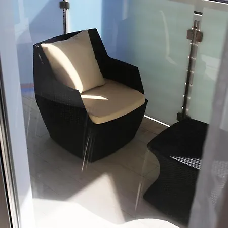 Art Gallery Apartment