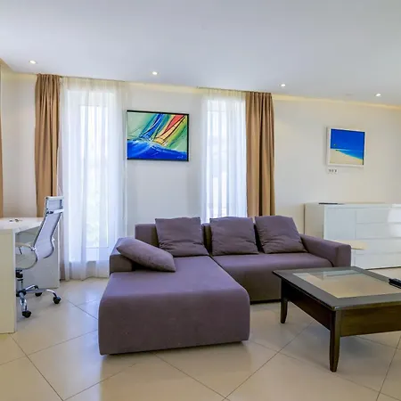 Apartment Art Gallery *