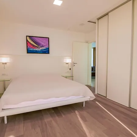 Apartment Art Gallery